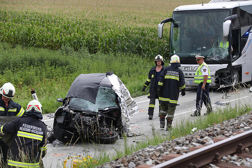 Verkehrsunfall in Hartkirchen fordert ein Todesopfer