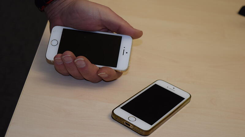 Angestellter stahl seinem Arbeitgeber 24 iPhones