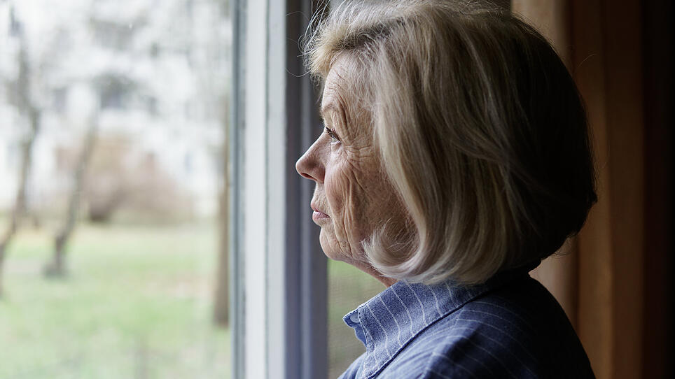 Einsam und allein: Isolation macht herzkrank und erhöht das Demenzrisiko