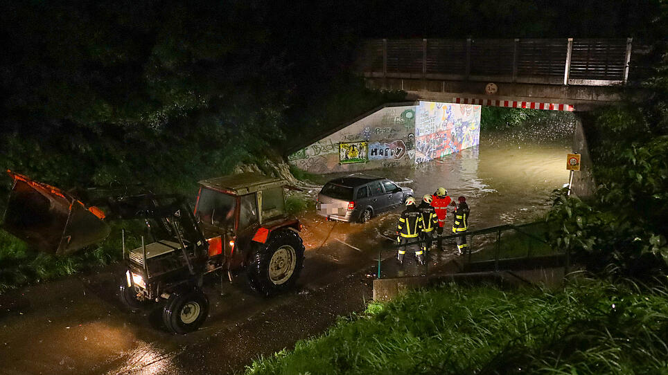 Fotos: Heftige Gewitter sorgten während Nachtstunden erneut für rund 600 Einsätze in Oberösterreich, Pram, 26.07.2021