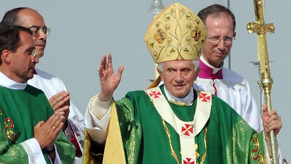 Papst forderte von Katholiken absolute Vatikan-Treue ein - Papst Benedikt XVI.